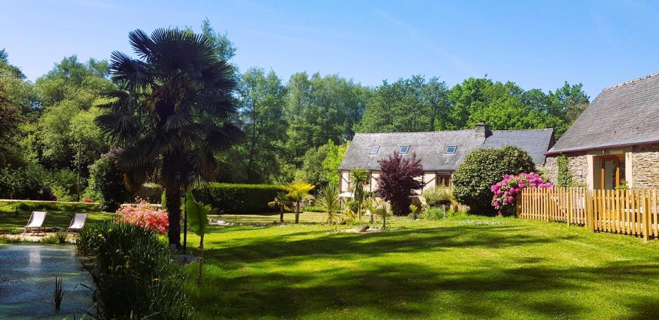 Le Vieux Moulin Gites - Detached Cottage With Garden Views And Pool Guegon Exterior foto