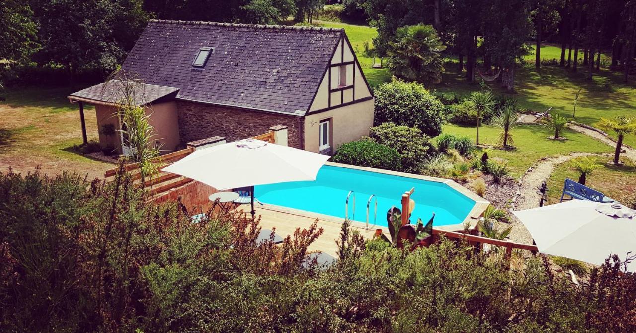 Le Vieux Moulin Gites - Detached Cottage With Garden Views And Pool Guegon Exterior foto